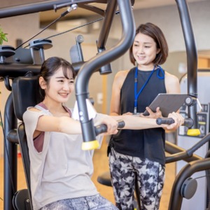 【2026年最新】筋トレ×緑茶でEGCGが脂肪燃焼を加速｜掛川茶専門店が解説